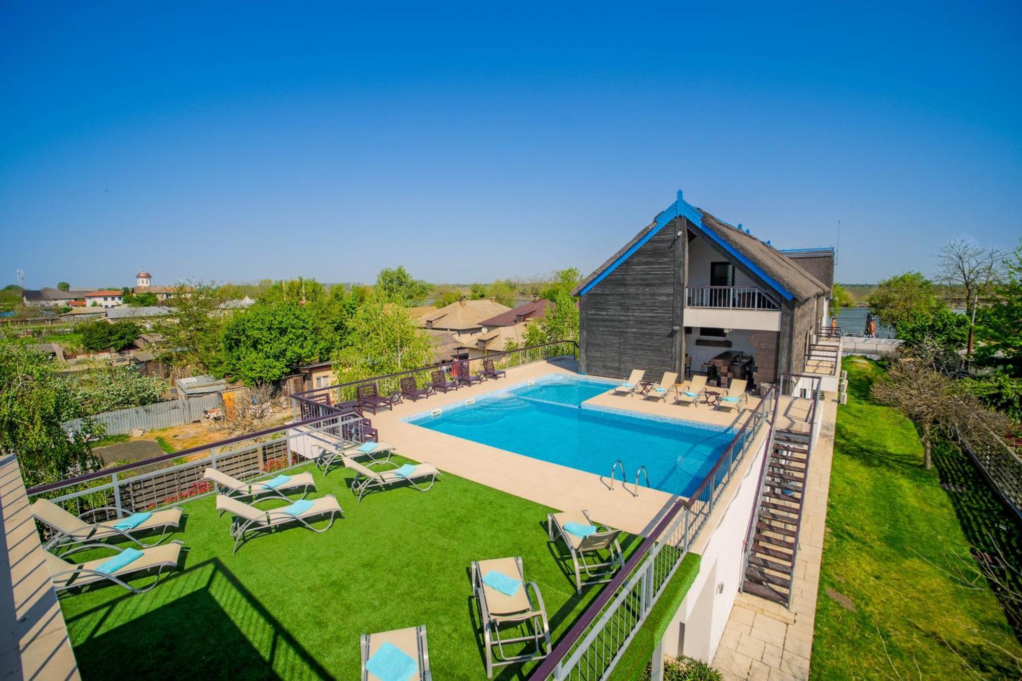 Delta Boutique & Carmen Silva Resort Crisan  Ngoại thất bức ảnh