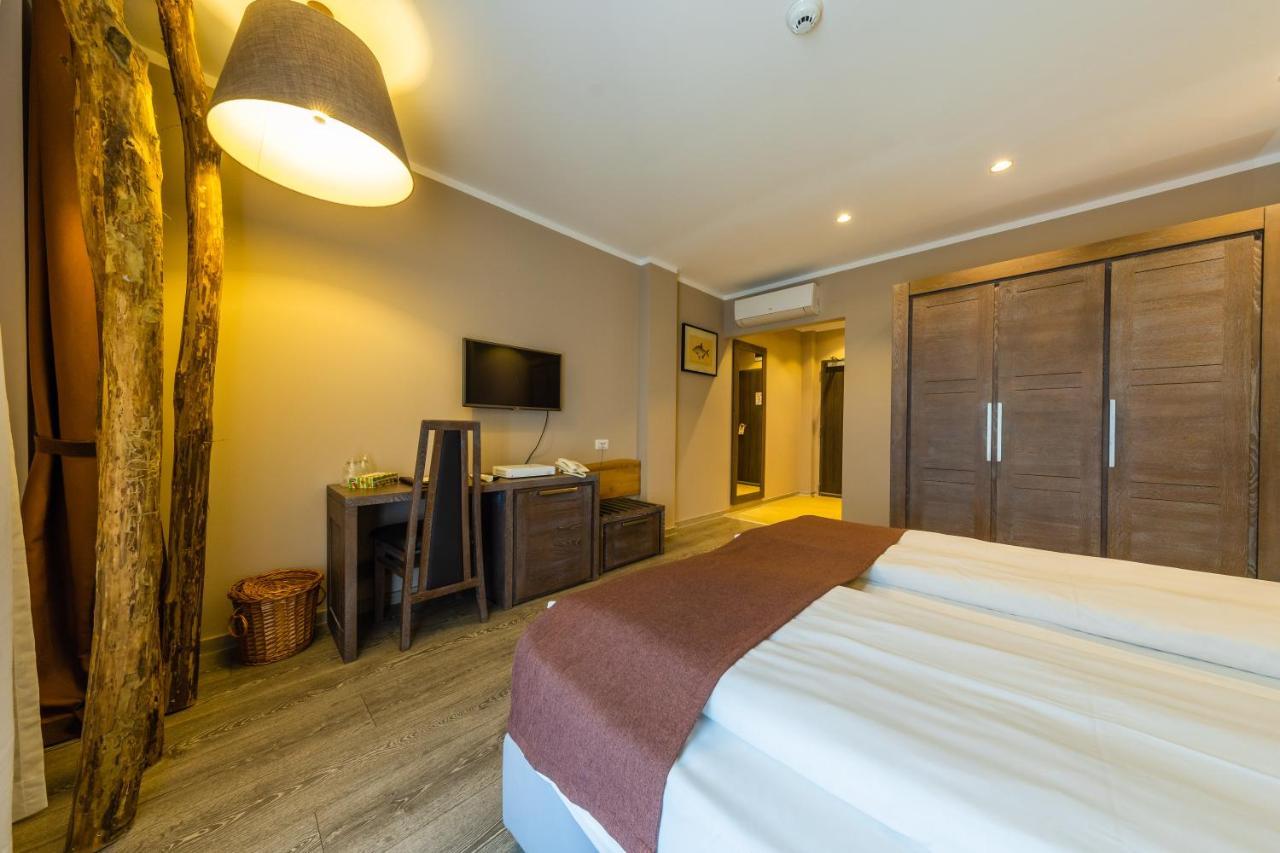 Delta Boutique & Carmen Silva Resort Crisan  Ngoại thất bức ảnh